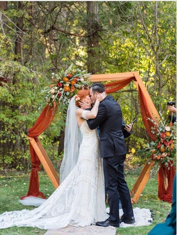 חתונה קשת כורך בד,2 פנלים טרקוטה טול תקרת רקע וילון לחתונה כלה טקס מסיבת חגיגת רקע קישוט