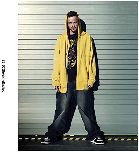 אהרון פול עומד במעיל צהוב-8 אינץ 'אקס 10 אינץ' צילום שחקן & שחקן צבע צילום-סי ג ' יי