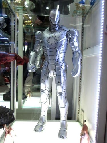Iron Man Mark II דוגמנית תצוגה מופע צד 1/3 סולם צבע מותאם אישית